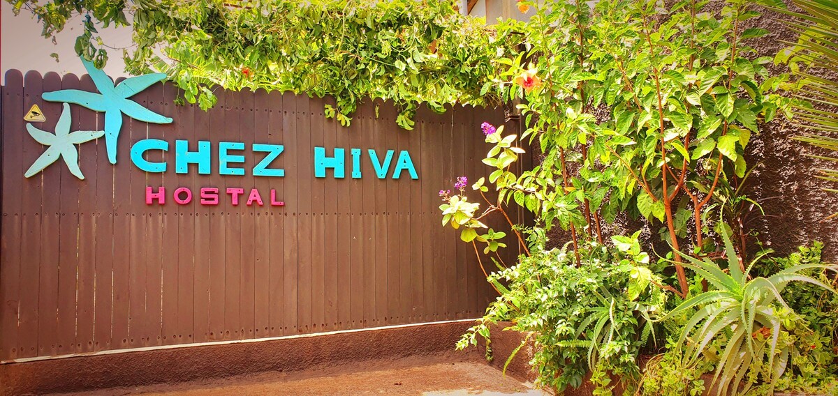 「CHEZ HIVA」：复式MAIKA 8-Town & Beach （ 2-4人）