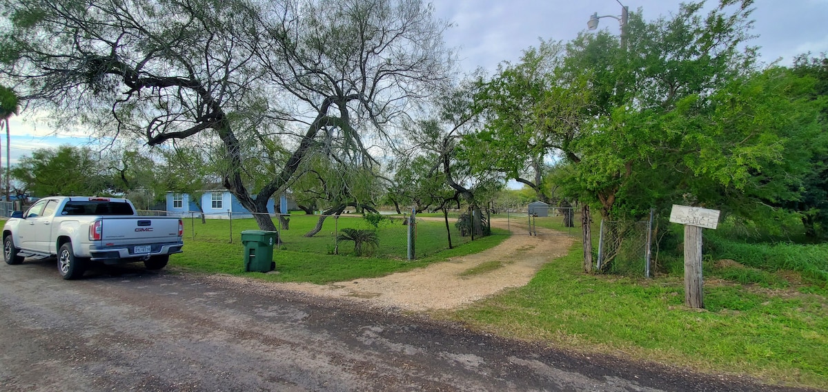 阿罗约市乡村小屋钓鱼和放松