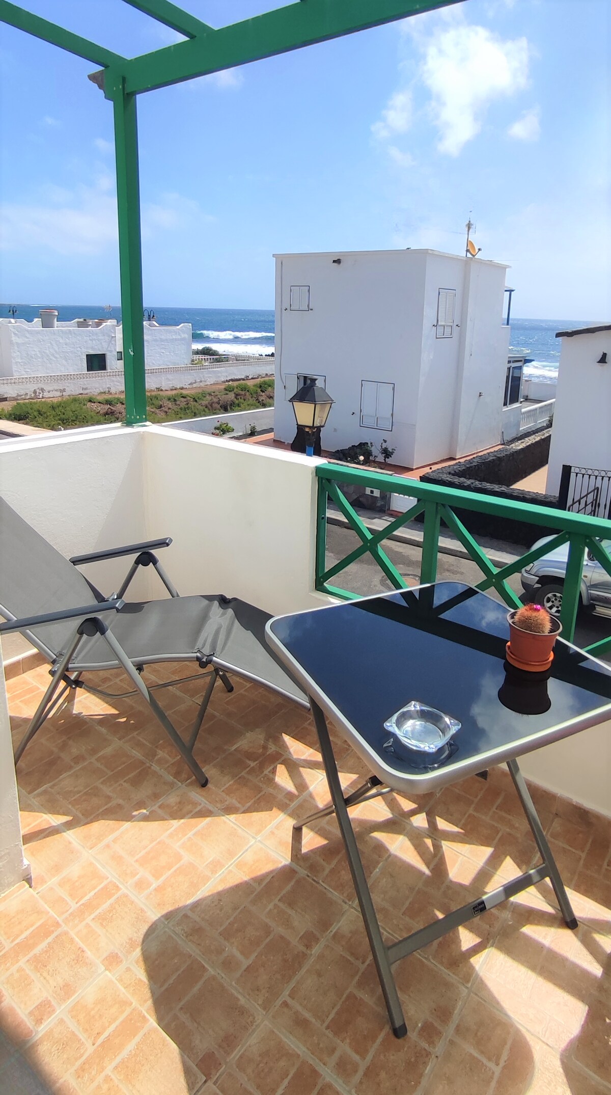 Mar y Sol Apartment 7 terrace with sea views, close to the sea