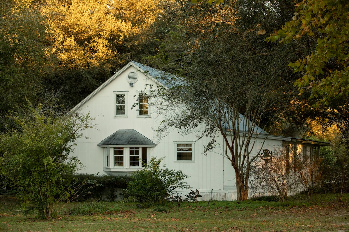 Farmhouse at The Retreat at Silver Rein