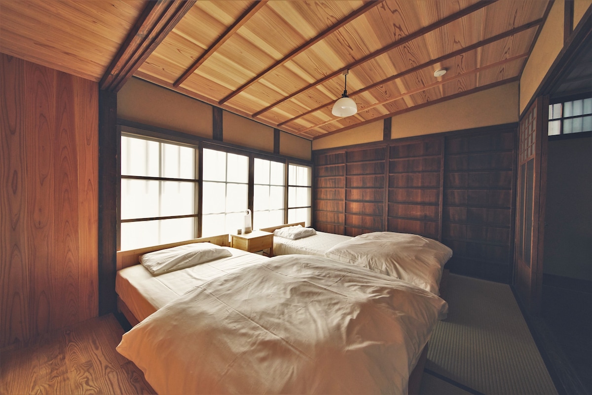 Nishimura Residence OMOYA - 100年历史的房屋租赁10榻榻米垫