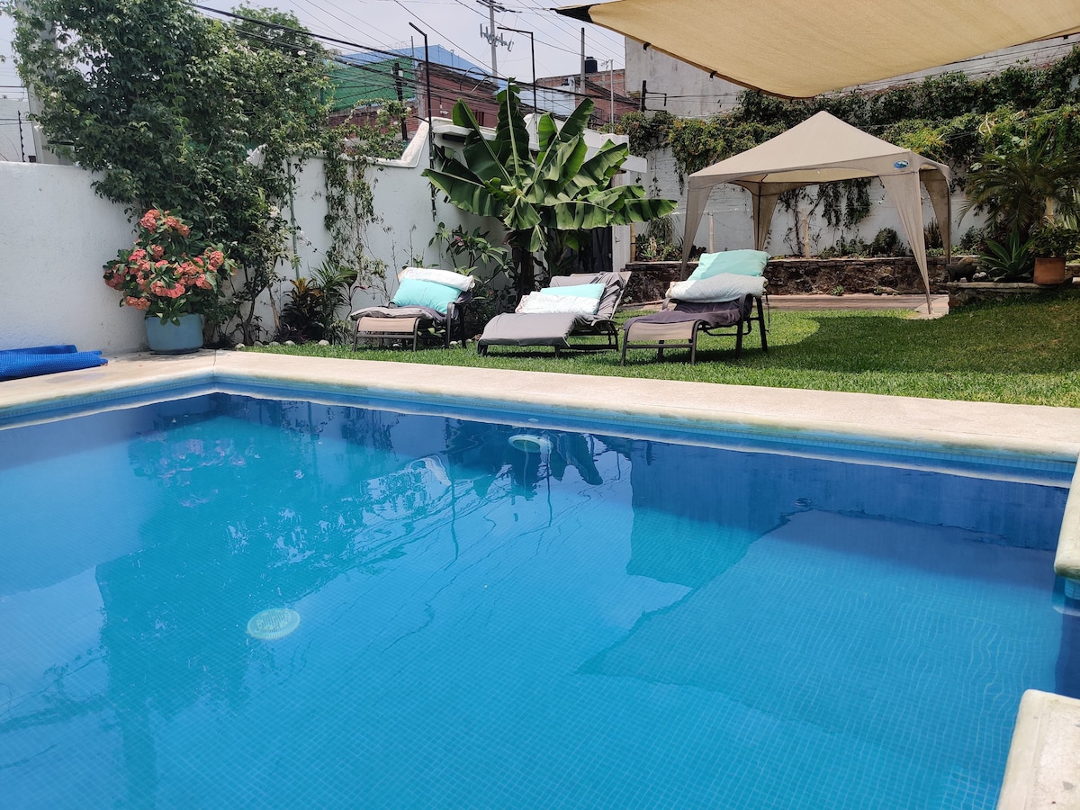 库埃纳瓦卡市中心Casa Primavera私人泳池