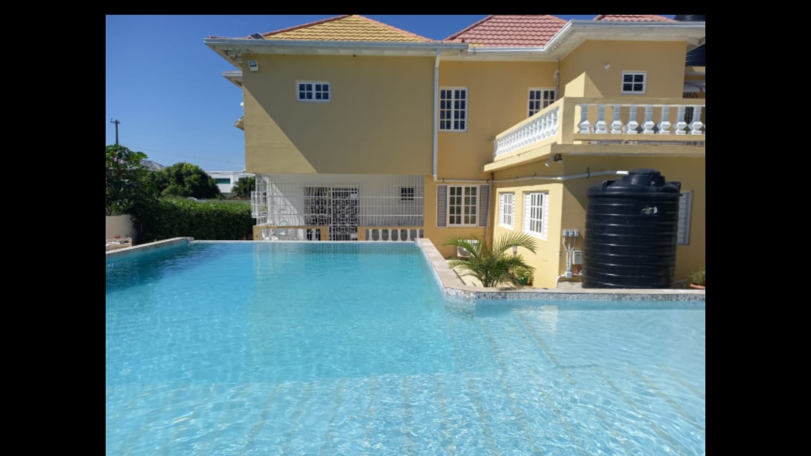 The Waves Villa-Wheelchair Accessible  Getaway