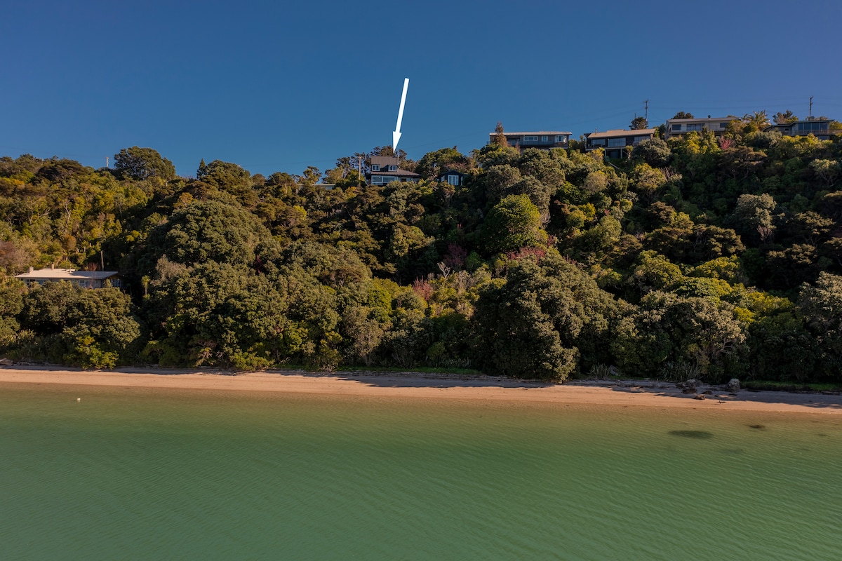 Coromandel, Beachfront Wyuna Bay