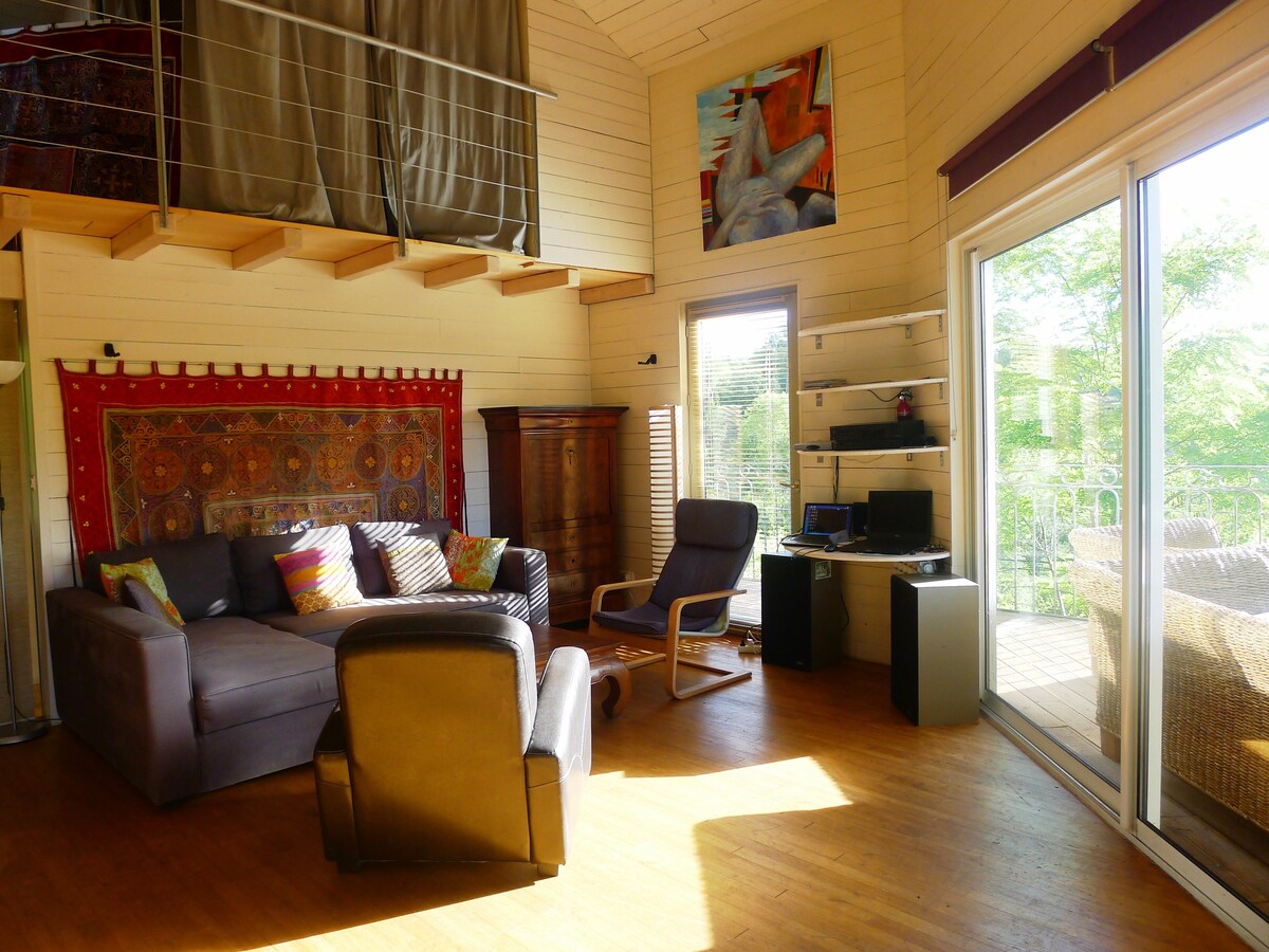 Superbe maison bois, déco soignée, piscine au sel