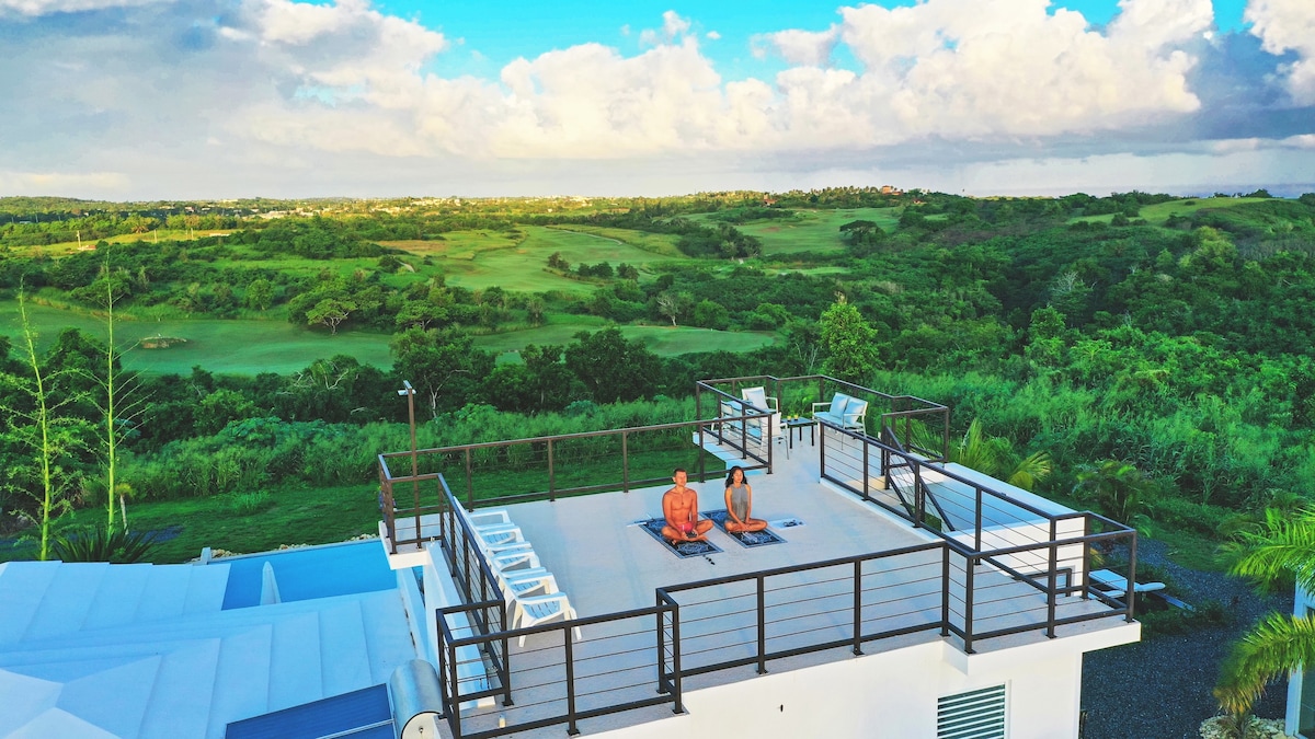 伊莎贝拉度假屋（🌴 Isabela Retreat ） ，俯瞰高尔夫球场