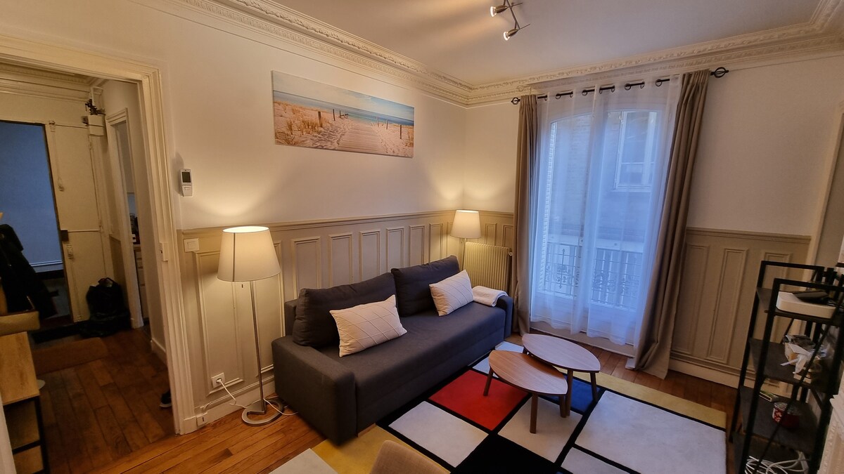 宽敞的2卧室公寓，位于蒙帕纳斯，安静，可入住2-4人