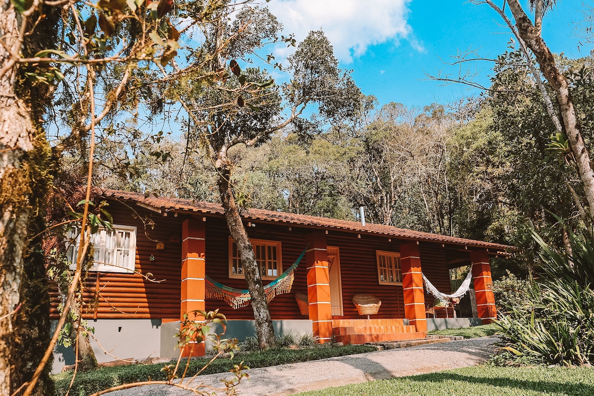 Casa na Serra Hidromassagem壁炉Vista da mata