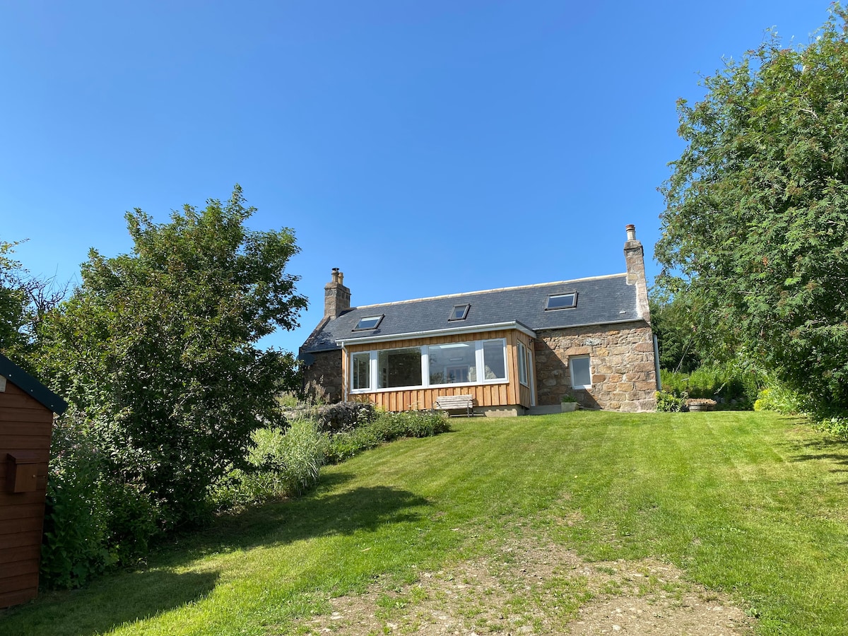 Craigiedows Cottage, Strathdon