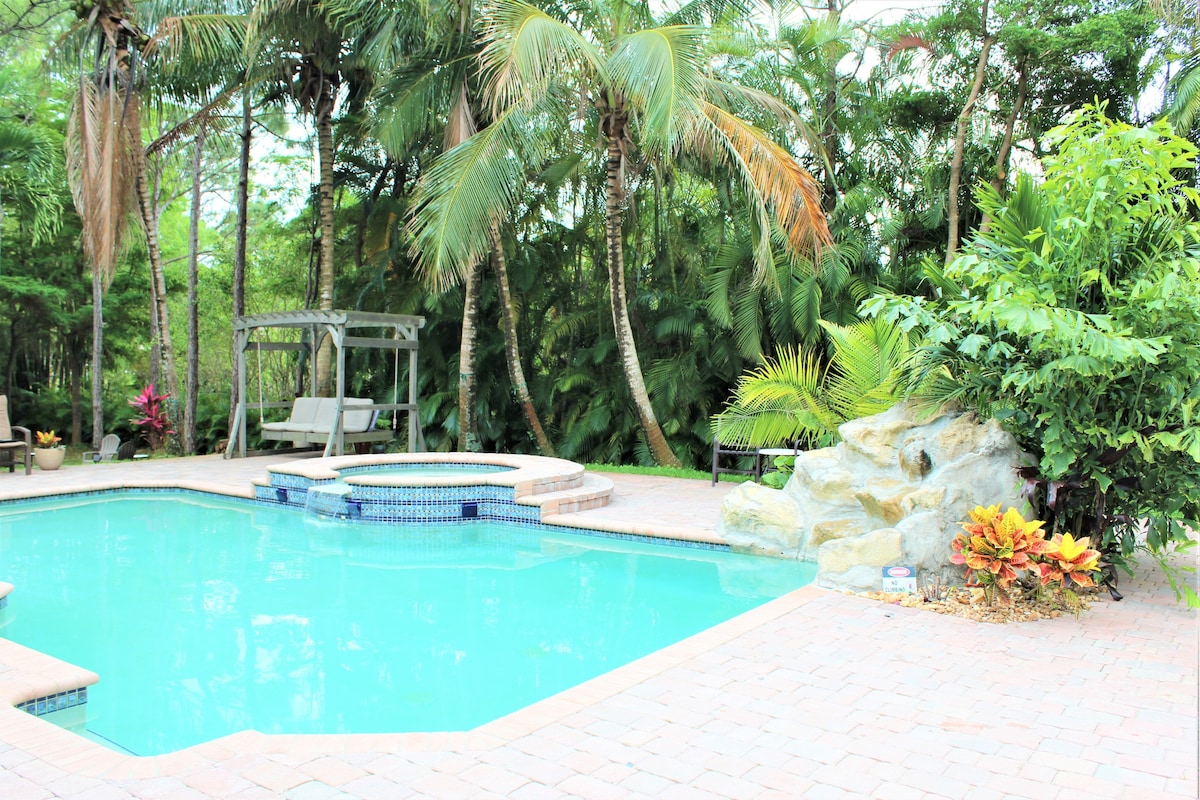 West Royal Palm Villa, Pool/Spa, Privacy, 1.5 acre