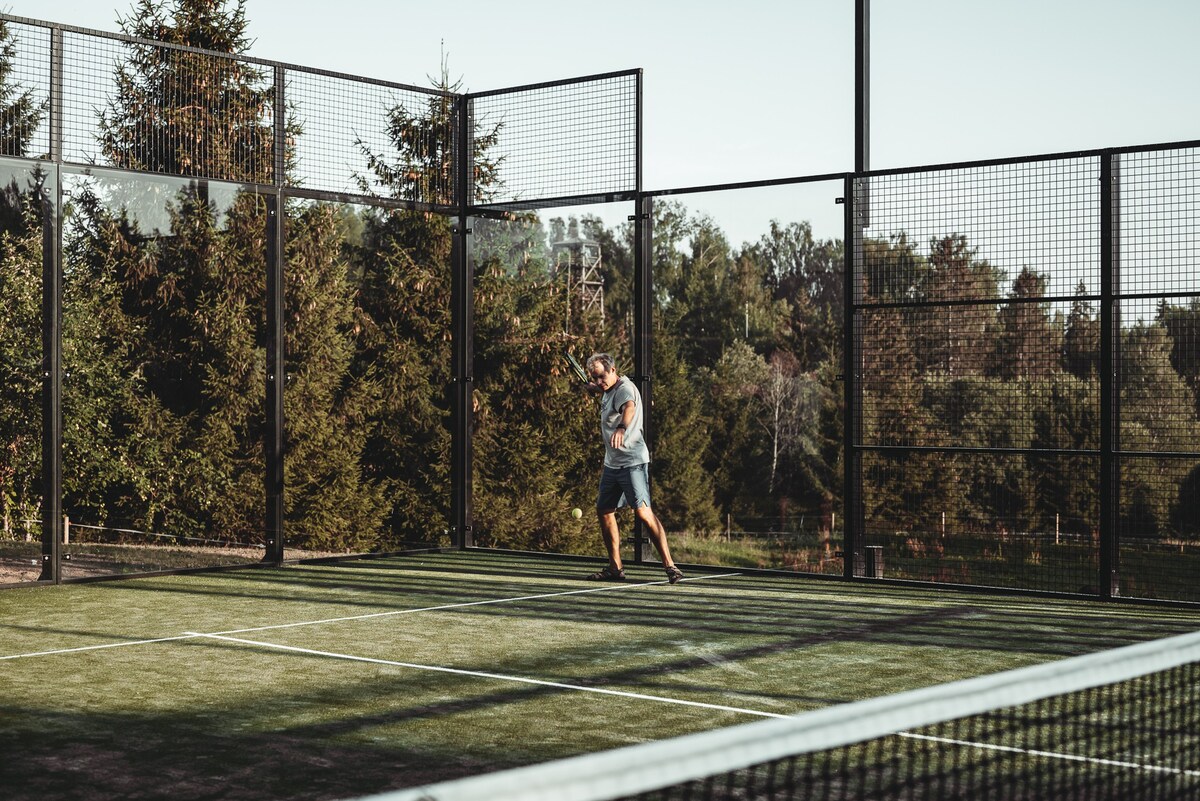 Truuta度假屋和Padel Court