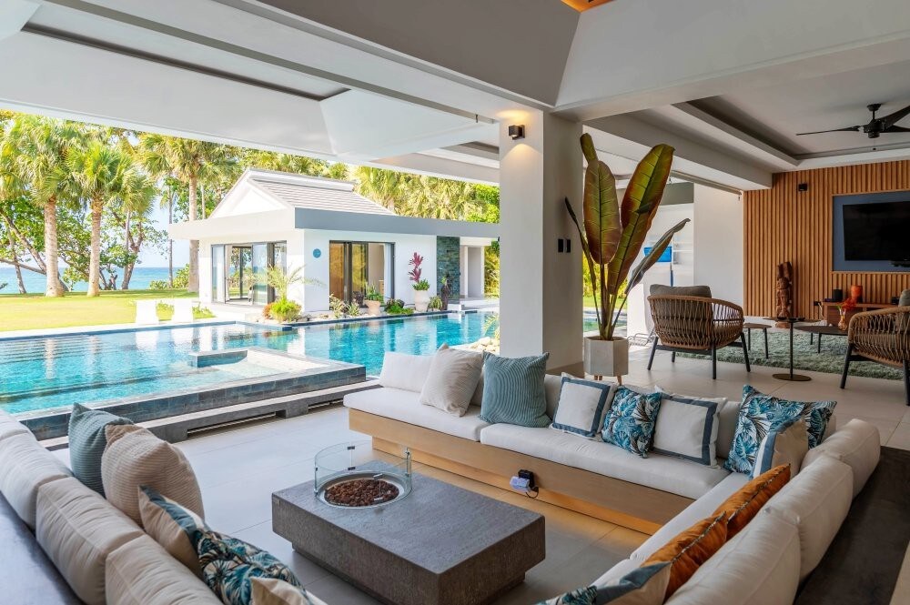 Stunning Villa /w Private Pool and Ocean View