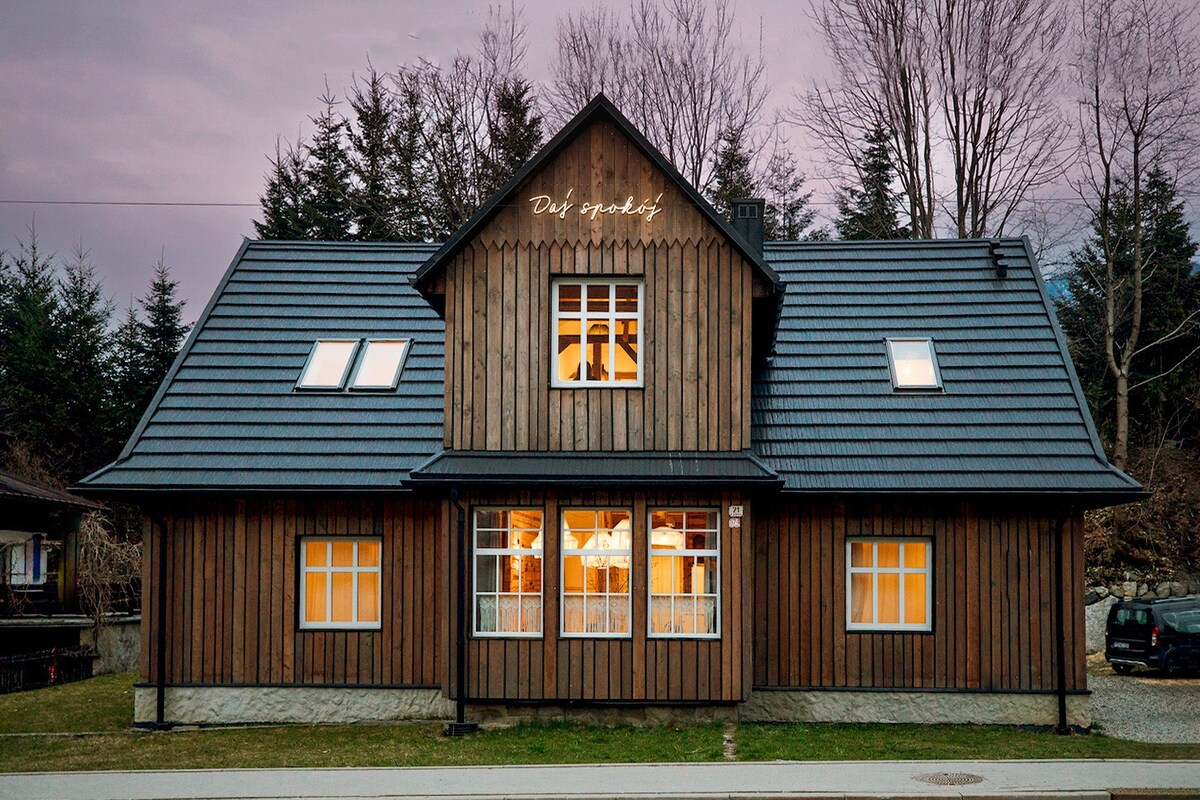 Daj Spokój - piękna drewniana chata z 1930 r.