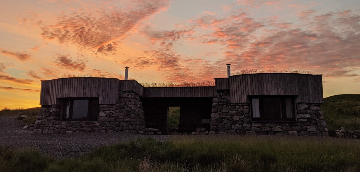 Blackhouse Bothies - Driftwood Bothy