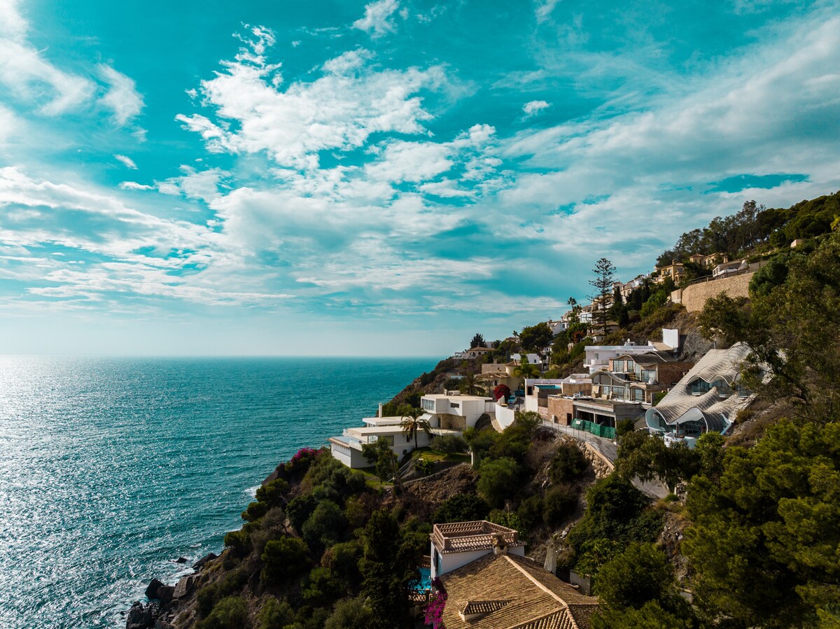 RentitSpain Cliff House