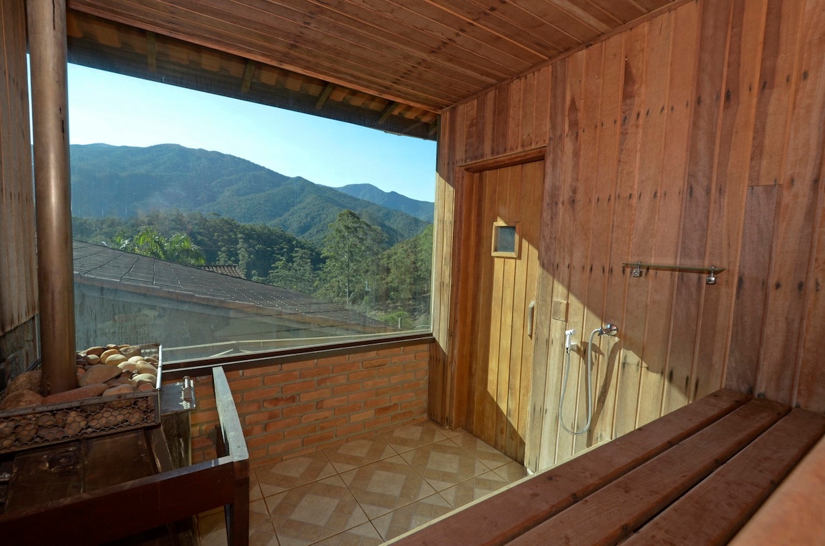 Fantástica, ofurô, sauna, vista Vale Alcantilado