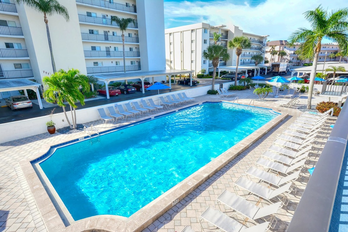 Siesta Key Beach Front Condo