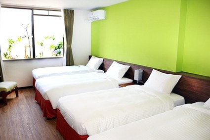 房间可容纳1至4人35平方米- 40平方米带度假村般感觉的大房间