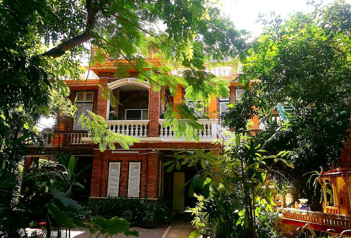 Brightness villa, Vacation home rental