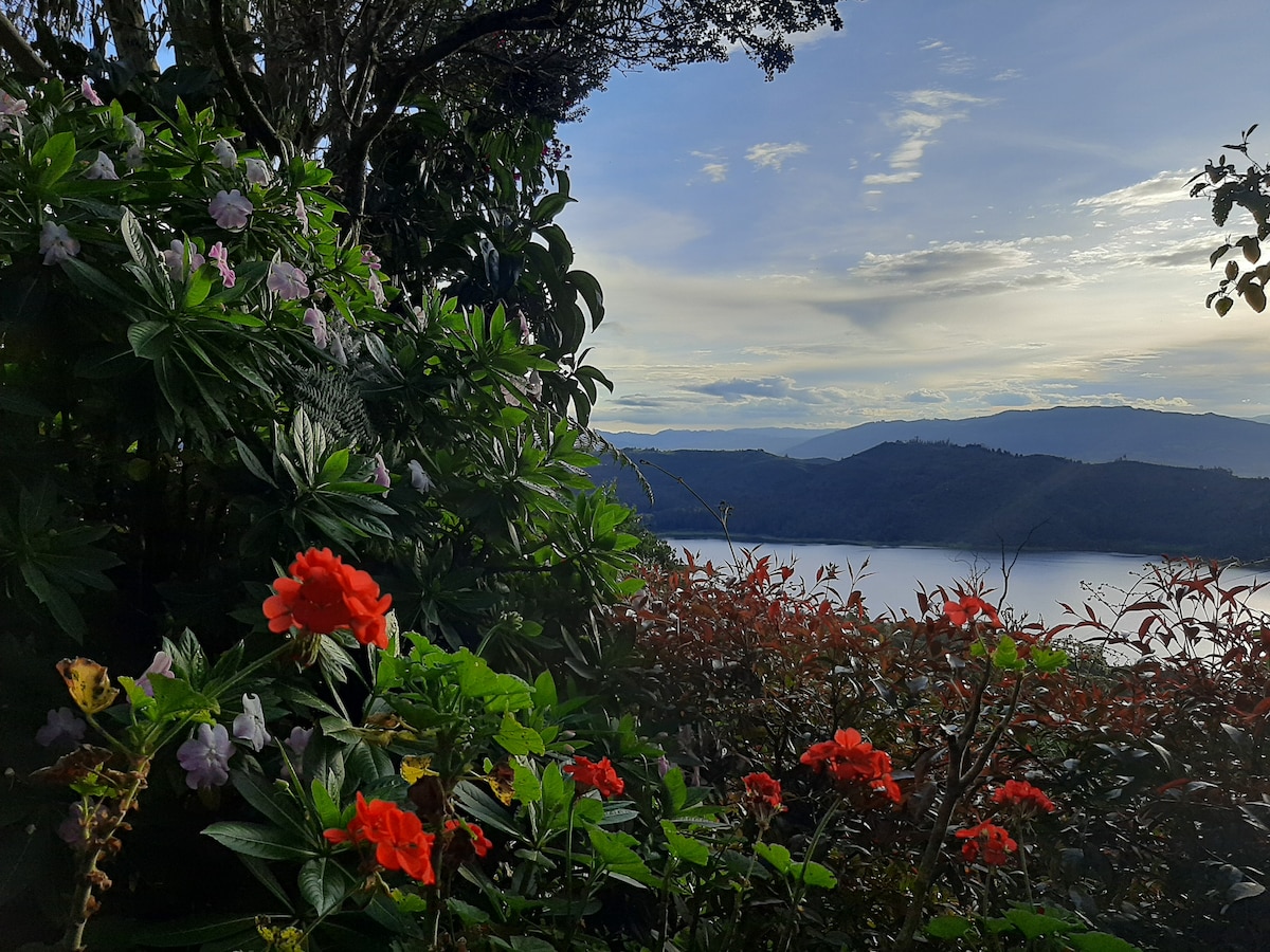 美丽的山间房源，欣赏壮丽的景色