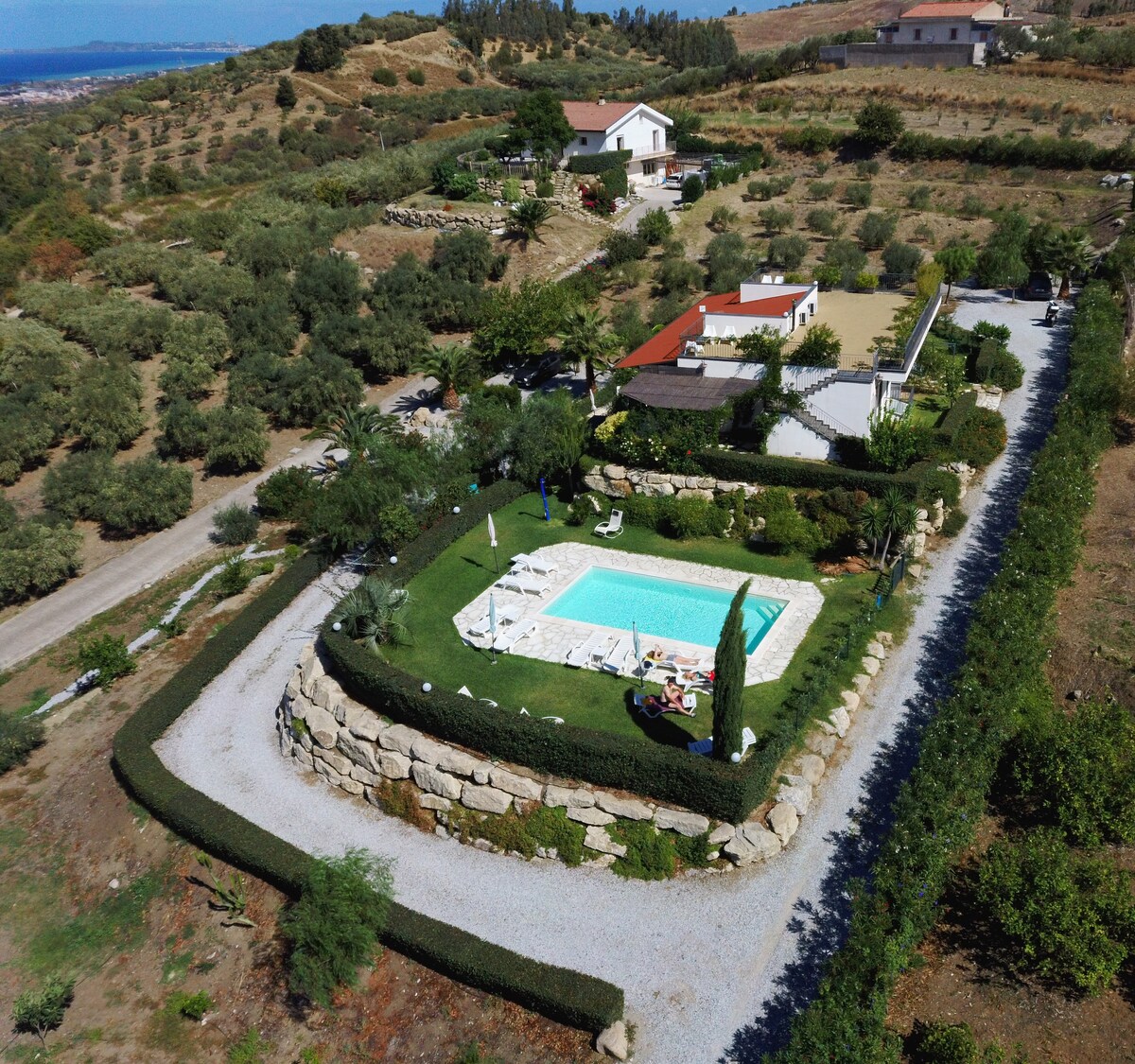 A dip in the typical Sicilian countryside!