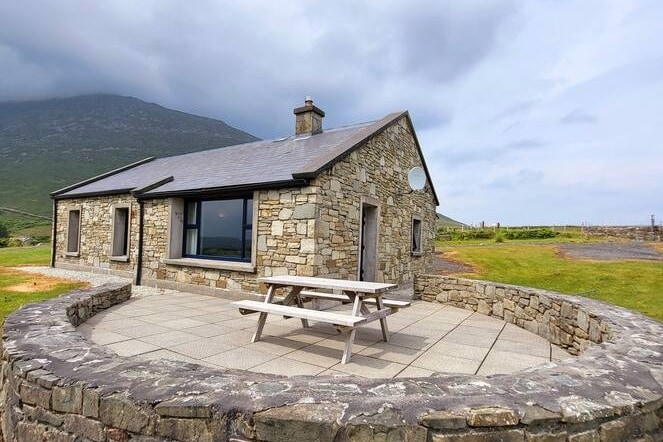 An Chreig Mhor, Achill Island-3 Bedrooms with WiFi