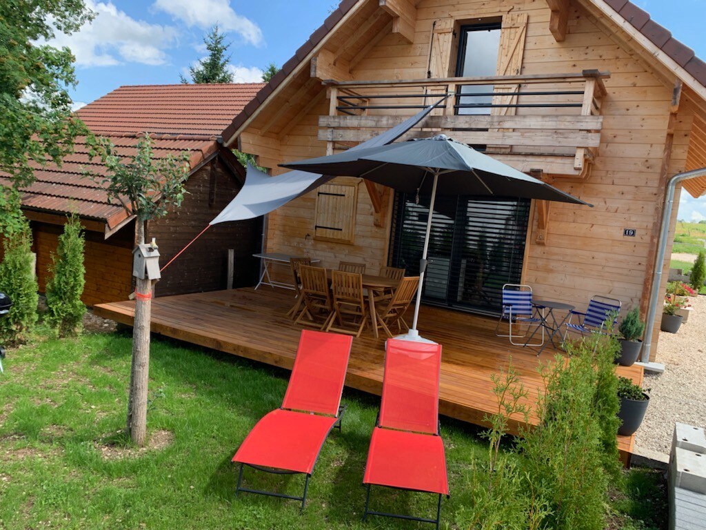 Joli chalet au cœur d'un village du haut Jura