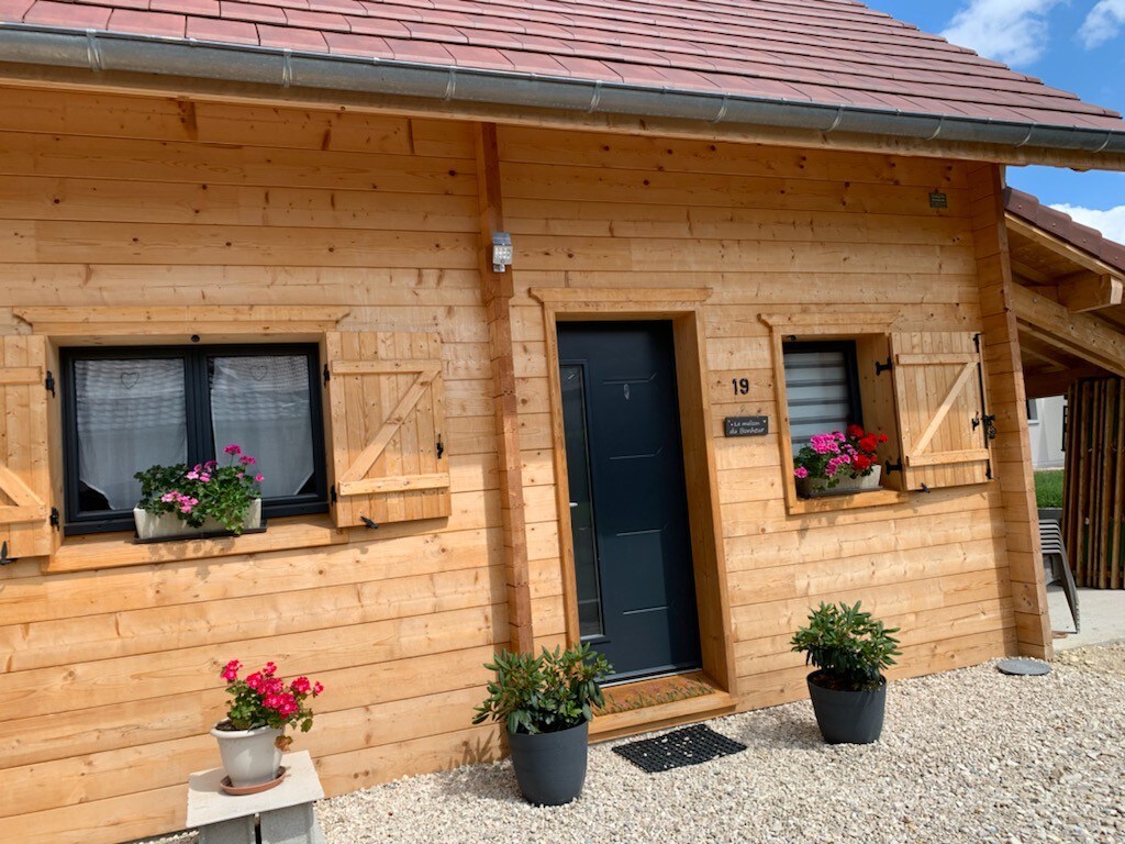 Joli chalet au cœur d'un village du haut Jura