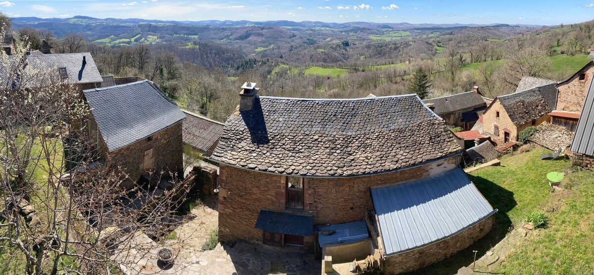 Les Terrasses, Gîtelebez, Aveyron, Lot, Aubrac