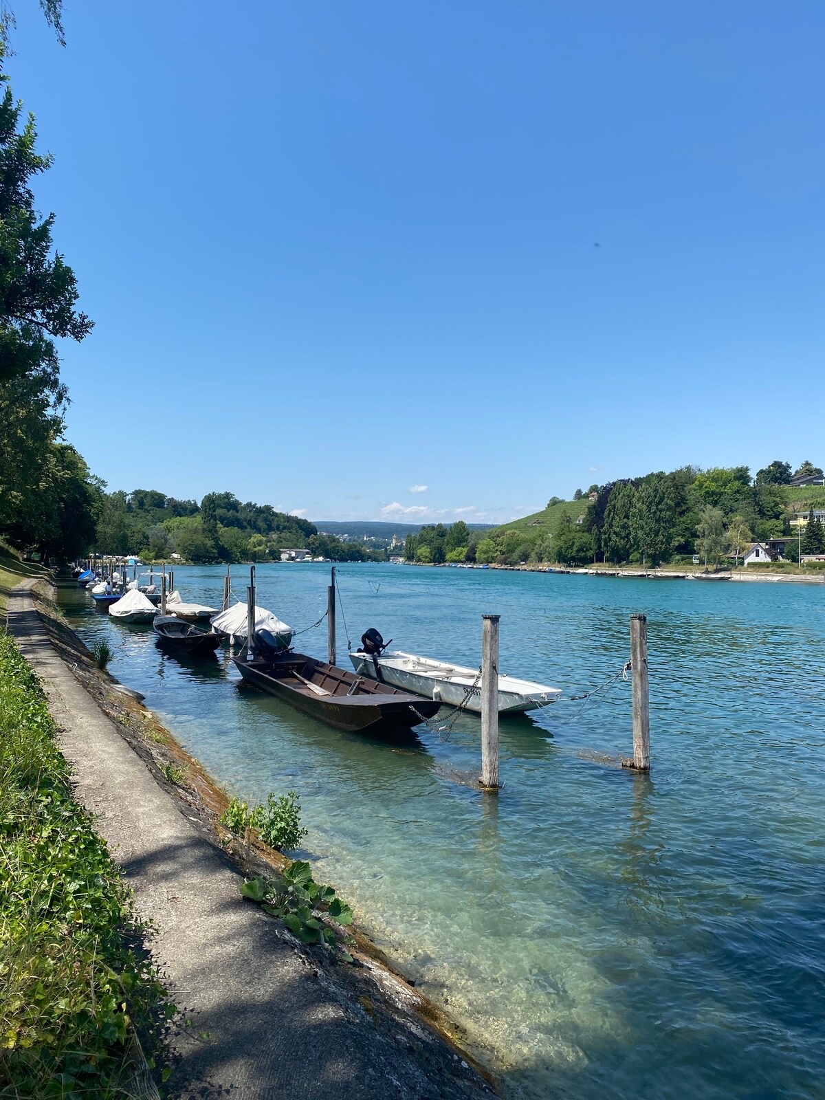 Duplex next to schaffhausen and the Rhine