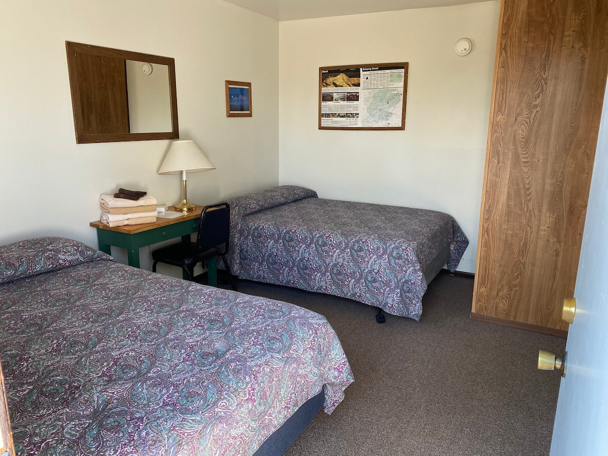 Denali RV Park/Motel: 2 Double Beds