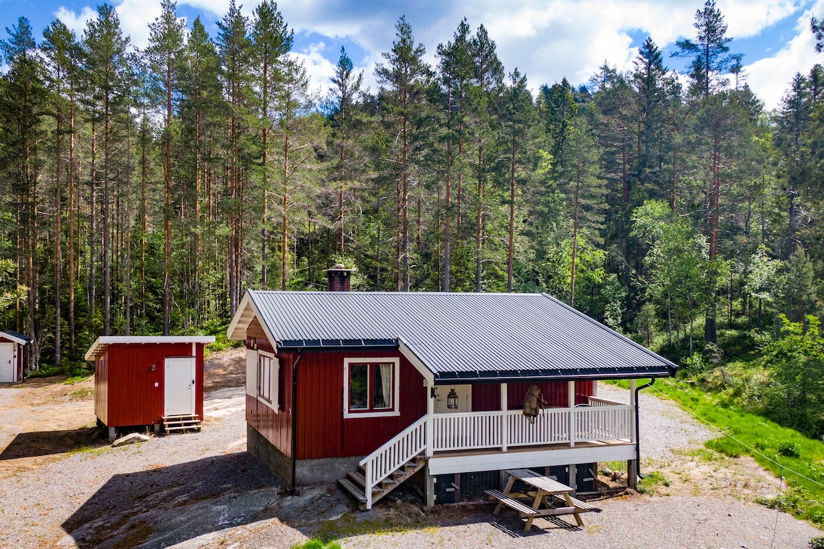 靠近Telemark运河的「简单生活」小木屋
