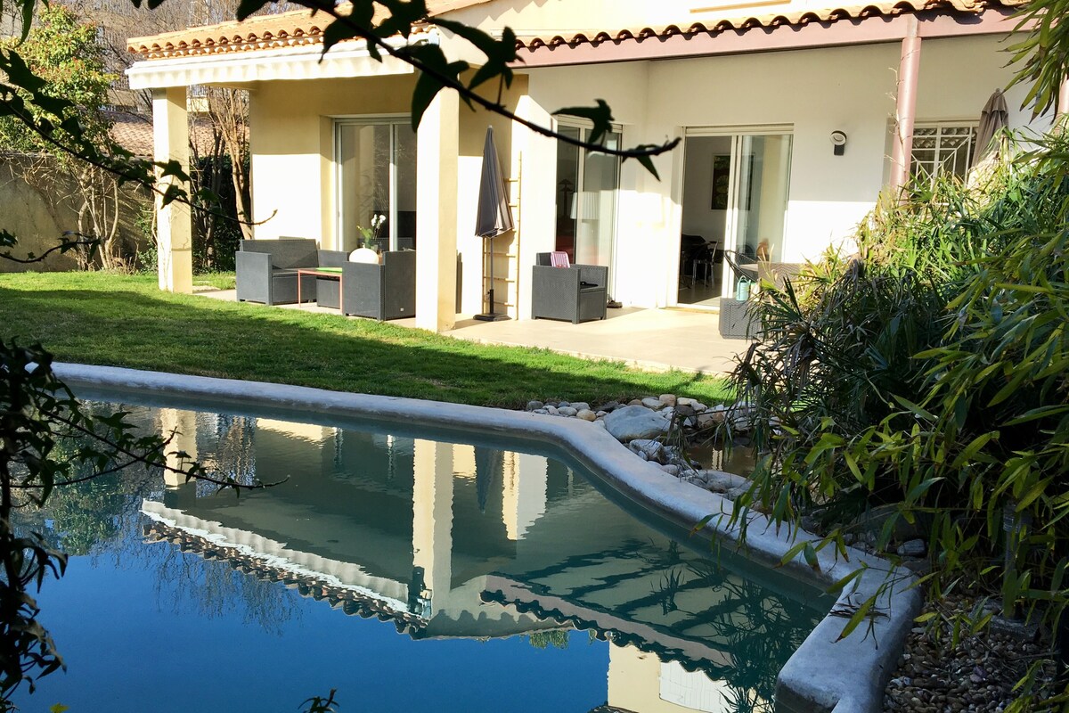 「我的可爱房子」，设有游泳池，位于蒙彼利埃！