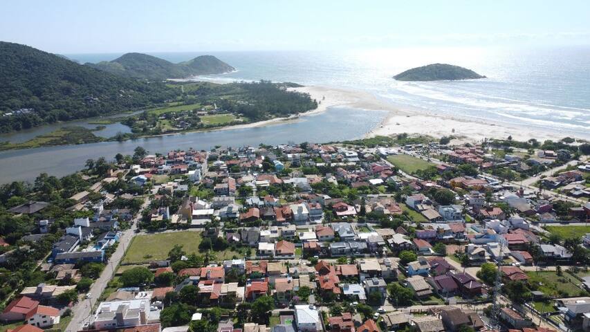 Loteamento Praia de Ibiraquera的民宿