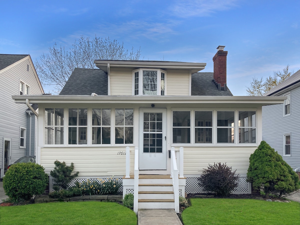 Sunny + Bright Lakeshore Cottage