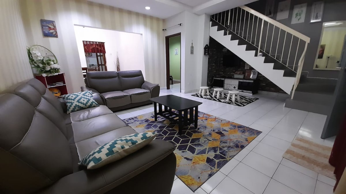 OrkedAeridinaHomestay @ Puchong Prima/9-10人