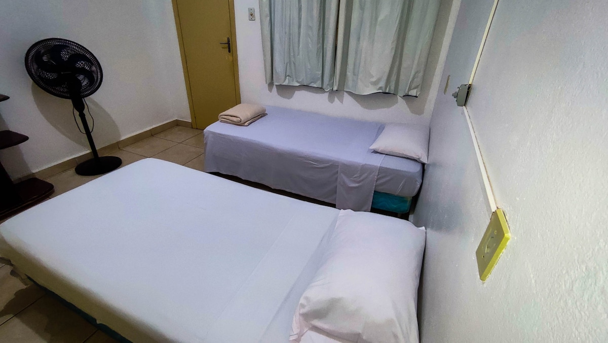 Apartamento Suíte - quarto 02 - 2 camas solteiro