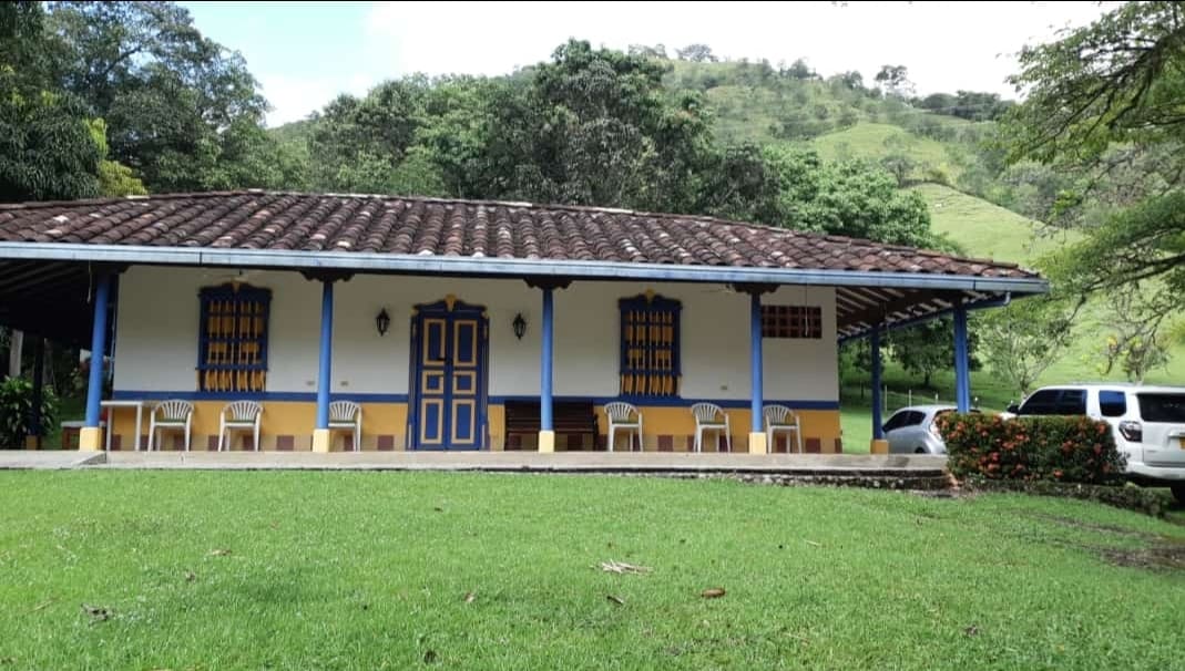 Hermosa casa campestre en el corazón del suroeste