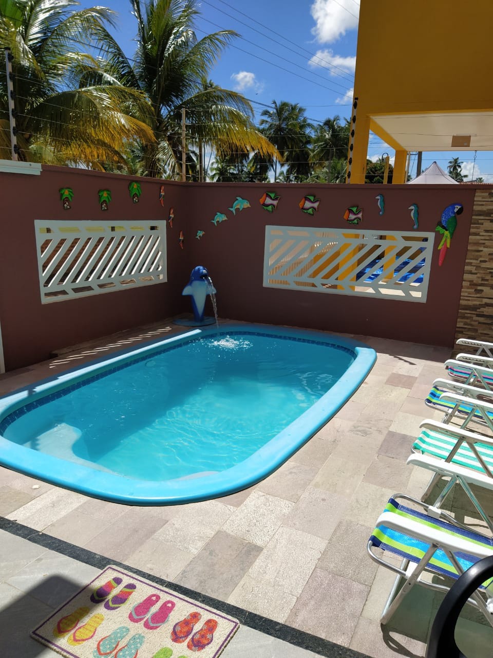 Antunes海滩带泳池的温馨复式公寓