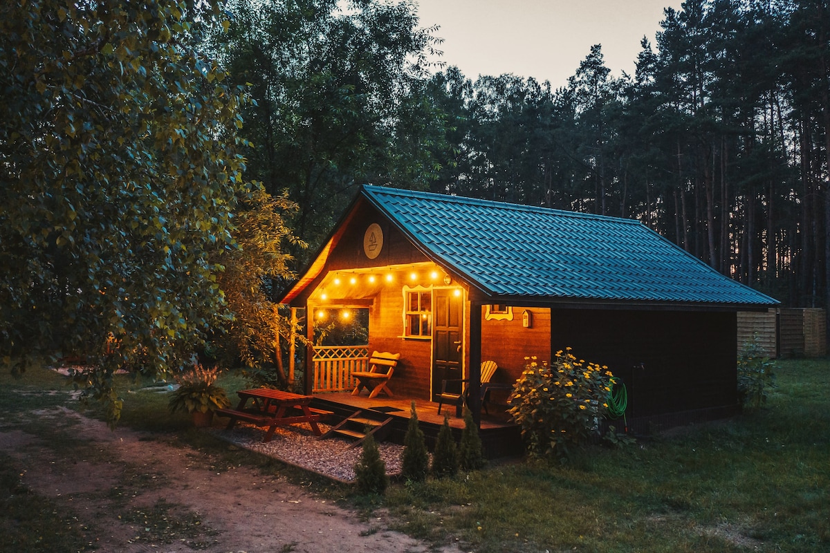 Latowisko - drewniane domki w Trzmielewie