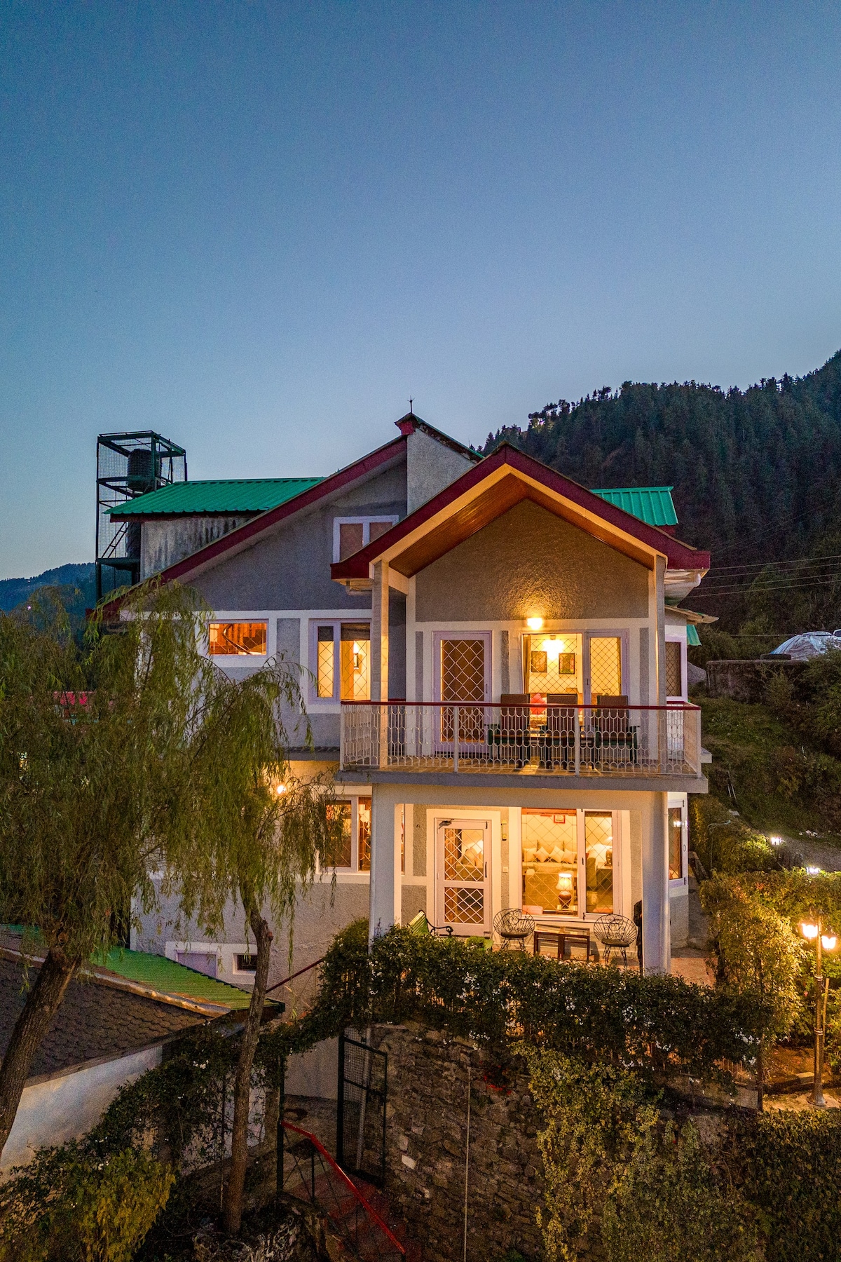 Breezedale: Exclusive Villa in Mashobra, Shimla