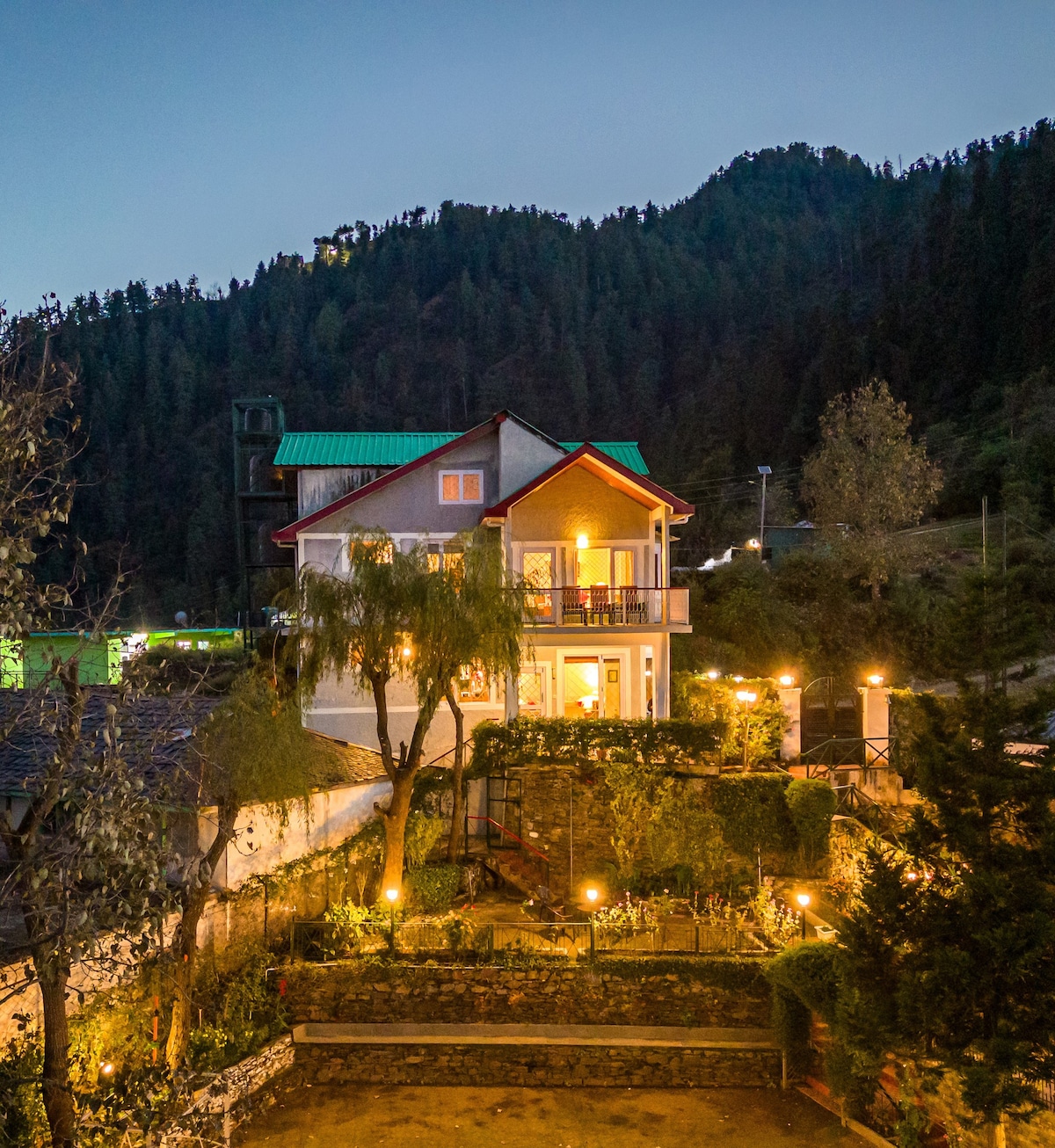 Breezedale: Exclusive Villa in Mashobra, Shimla