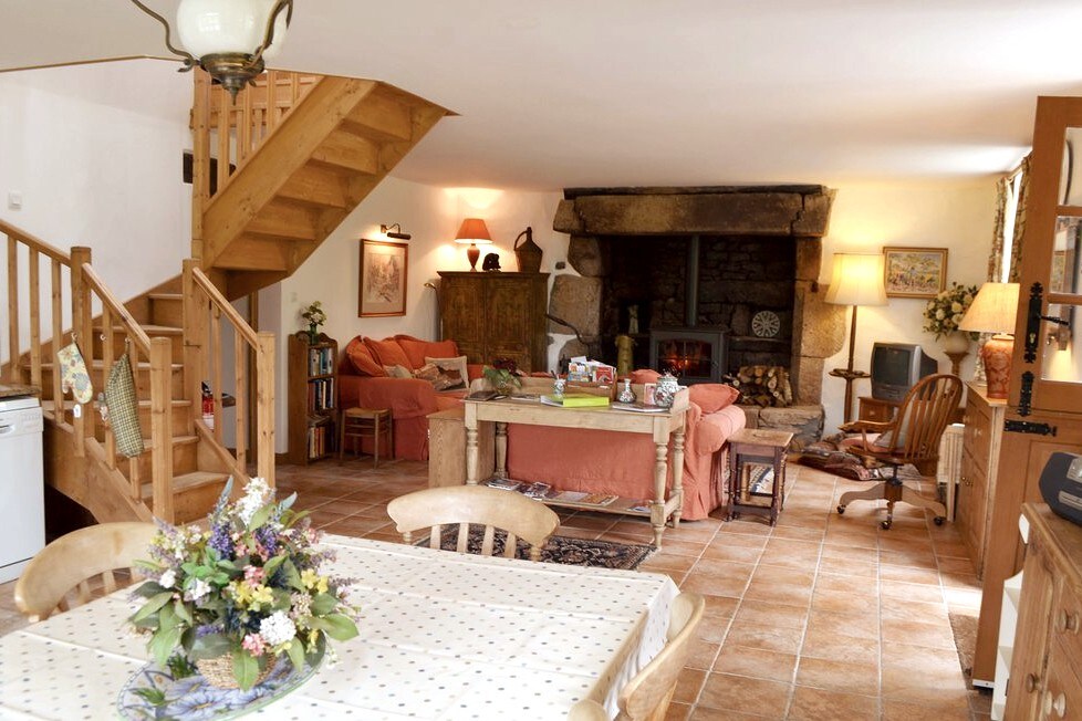 Cottage In the Heart of Brittany - Sleeps 6