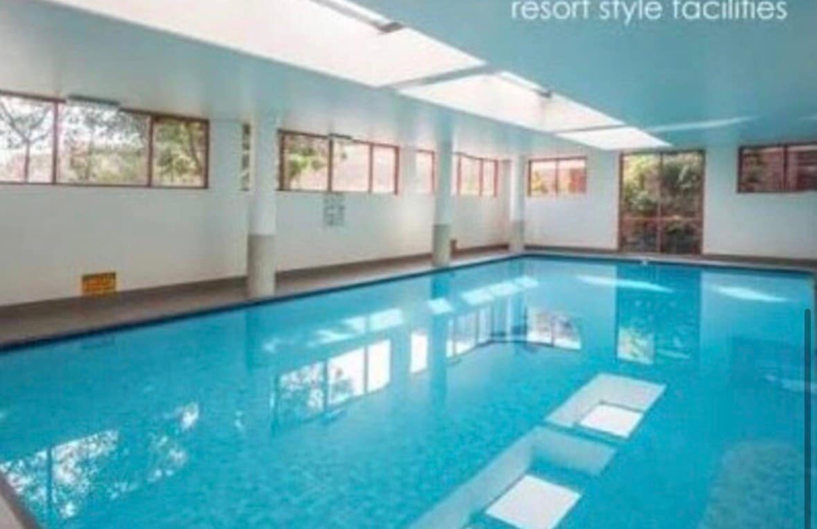 Rosebery w健身房+泳池的大卧室！