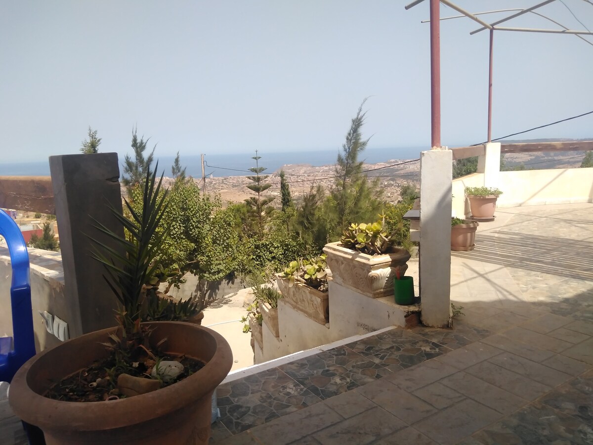 Villa vue panoramique sur mer avec piscine