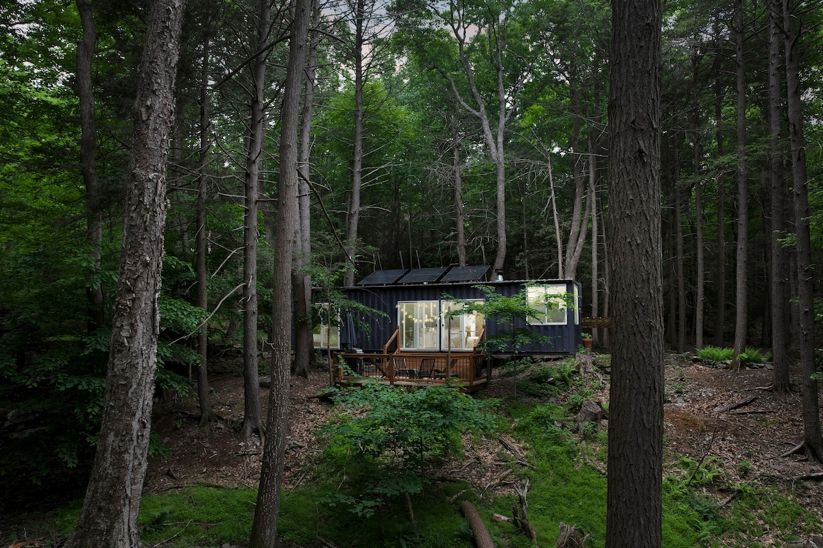 40-Foot Container Cabin in the Catskills