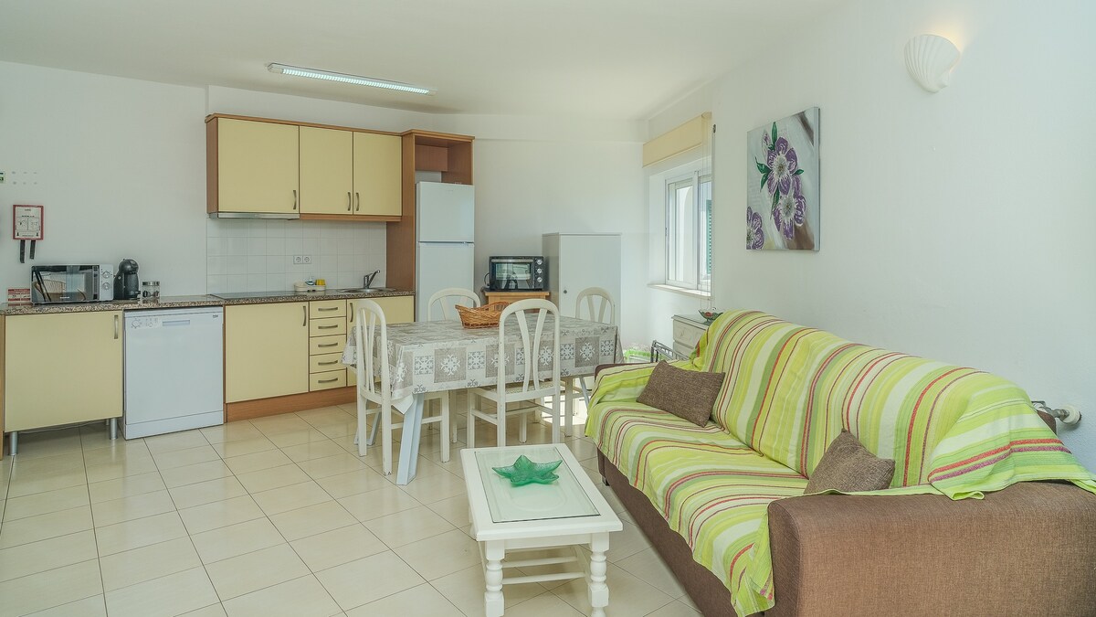 Casas do Ramalhete, 6, Apartment with Two Bedrooms