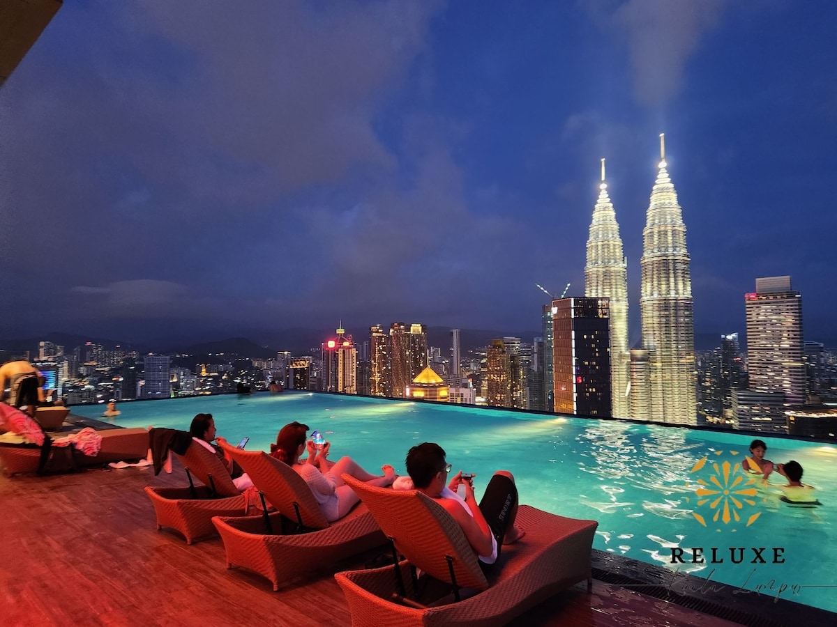 Modern 2BR Apt. w/ Balcony & KL View Infinity Pool