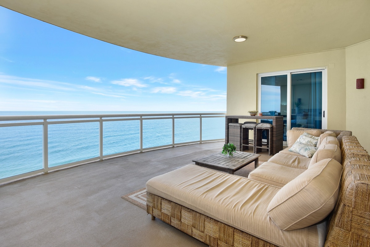 Oceanfront Oasis, steps to the beach 1005