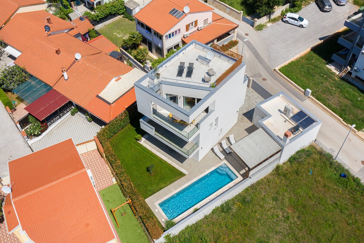 Fior di Sale Tina luxury villa with sea view